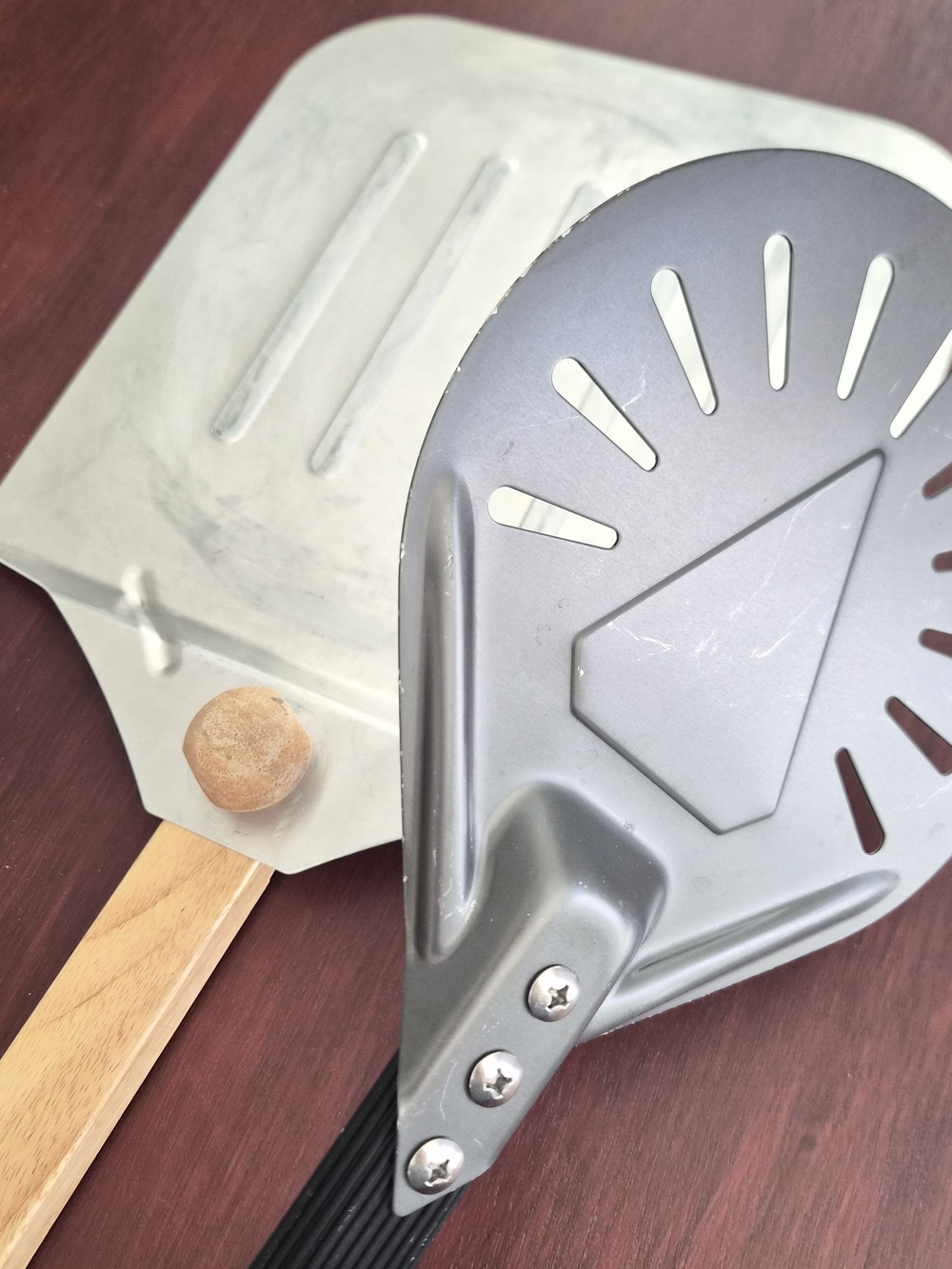 Cuisinart Black Pizza Paddle and Wooden-Handle Aluminum Peel Set - Picture 9 of 11
